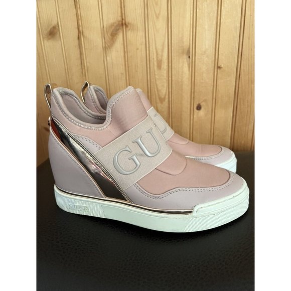 Guess Women’s Pink High Top Sneaker . Limited Edition 6.5 - Picture 3 of 7